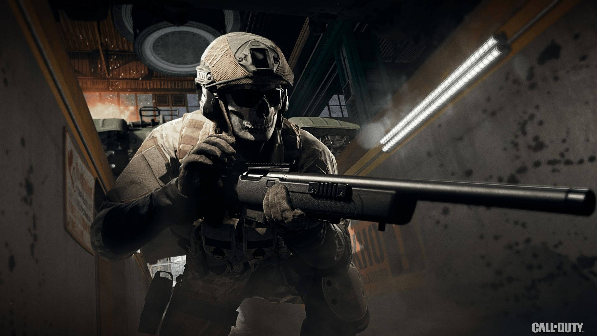 COD狙擊士兵 壁紙 — 一名身穿戰術裝備的士兵在煙霧和螢光燈照射下的昏暗工業走廊中瞄準霰彈槍。