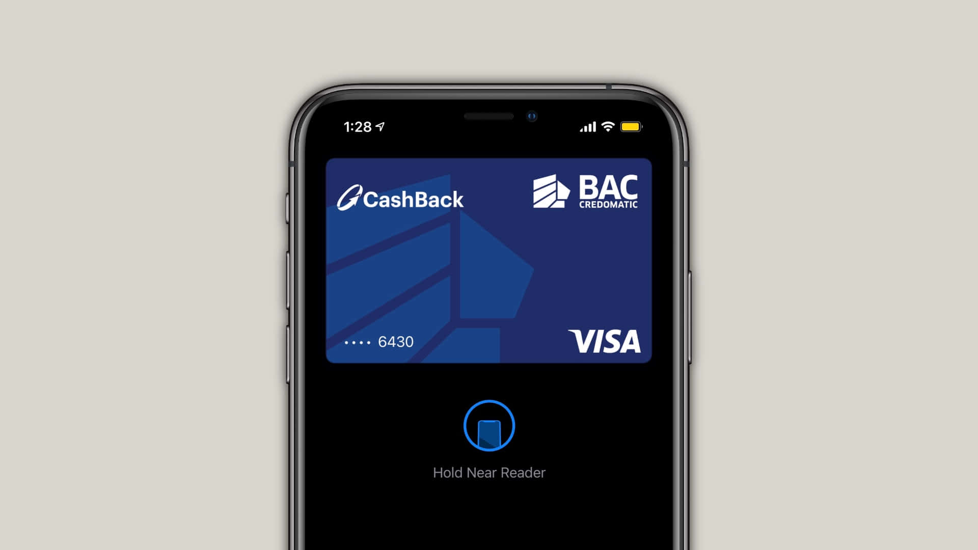 智能手機顯示帶有「Hold Near Reader」指示的Visa卡付款畫面。