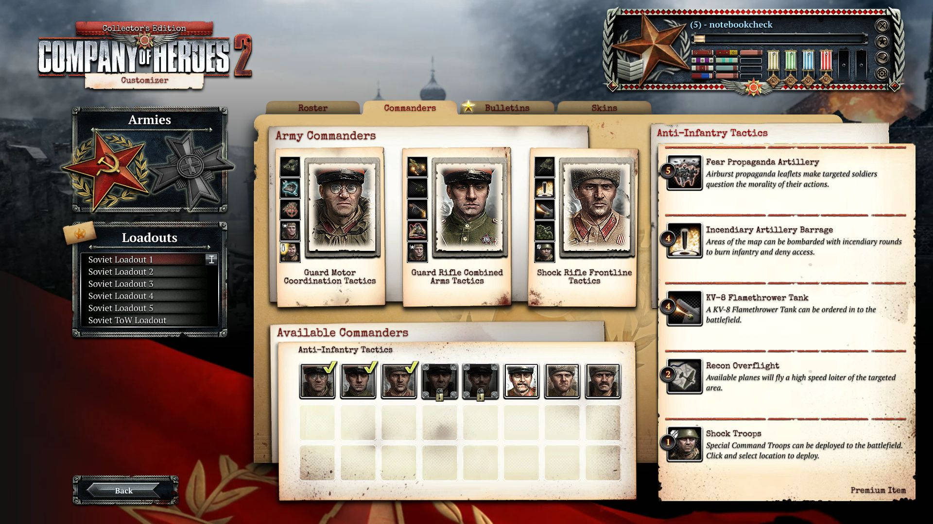 Company of Heroes 2 蘇聯軍隊指揮官 壁紙 — 二戰策略遊戲界面，展示蘇聯軍隊指揮官和反步兵戰術，採用復古羊皮紙設計。