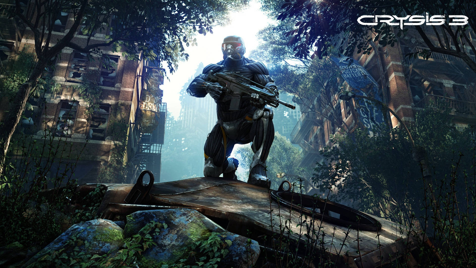 Crysis 3 預言者廢車 壁紙 — 一名身穿未來盔甲的士兵蹲在一輛生鏽的車輛上，身處陽光普照、雜草叢生的城市廢墟中，周圍環繞著樹木和破敗的磚砌建築。