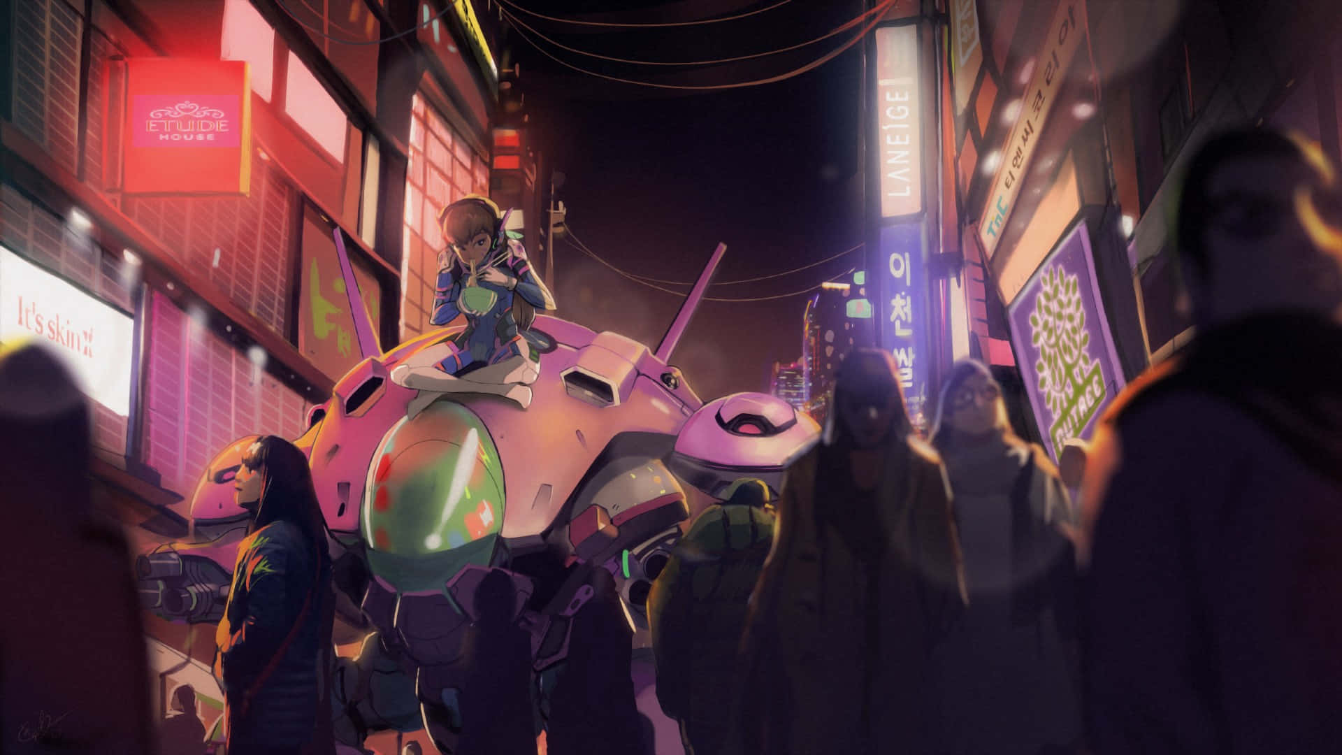 D.VA 航母吃麵 1920x1080 遊戲背景 壁紙 — 一個年輕女孩喺夜晚騎住一部發光粉紅色機甲穿過充滿霓虹燈嘅 cyberpunk 小巷，模糊嘅行人行過。