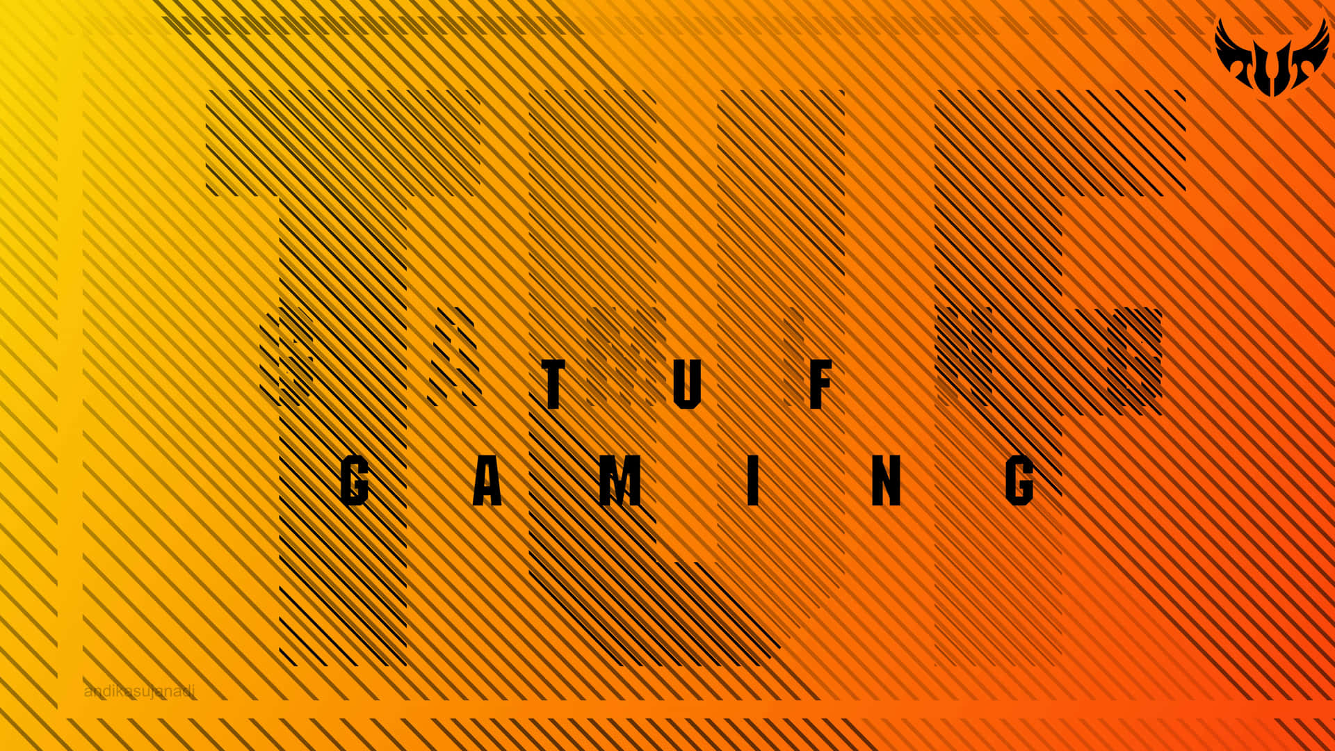  壁紙 — 大膽幾何文字以黑色拼寫「TUF GAMING」，背景為鮮豔的黃色到橙色漸變，帶有對角線圖案。