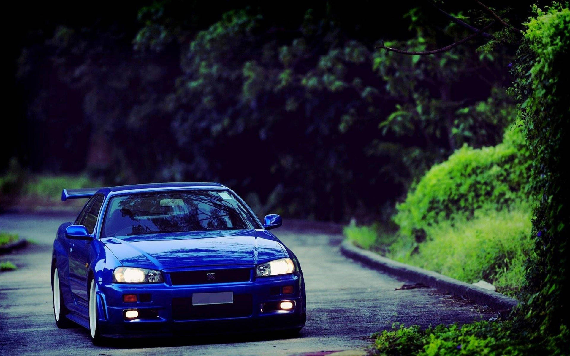 深藍 Nissan Skyline GTR R33 壁紙