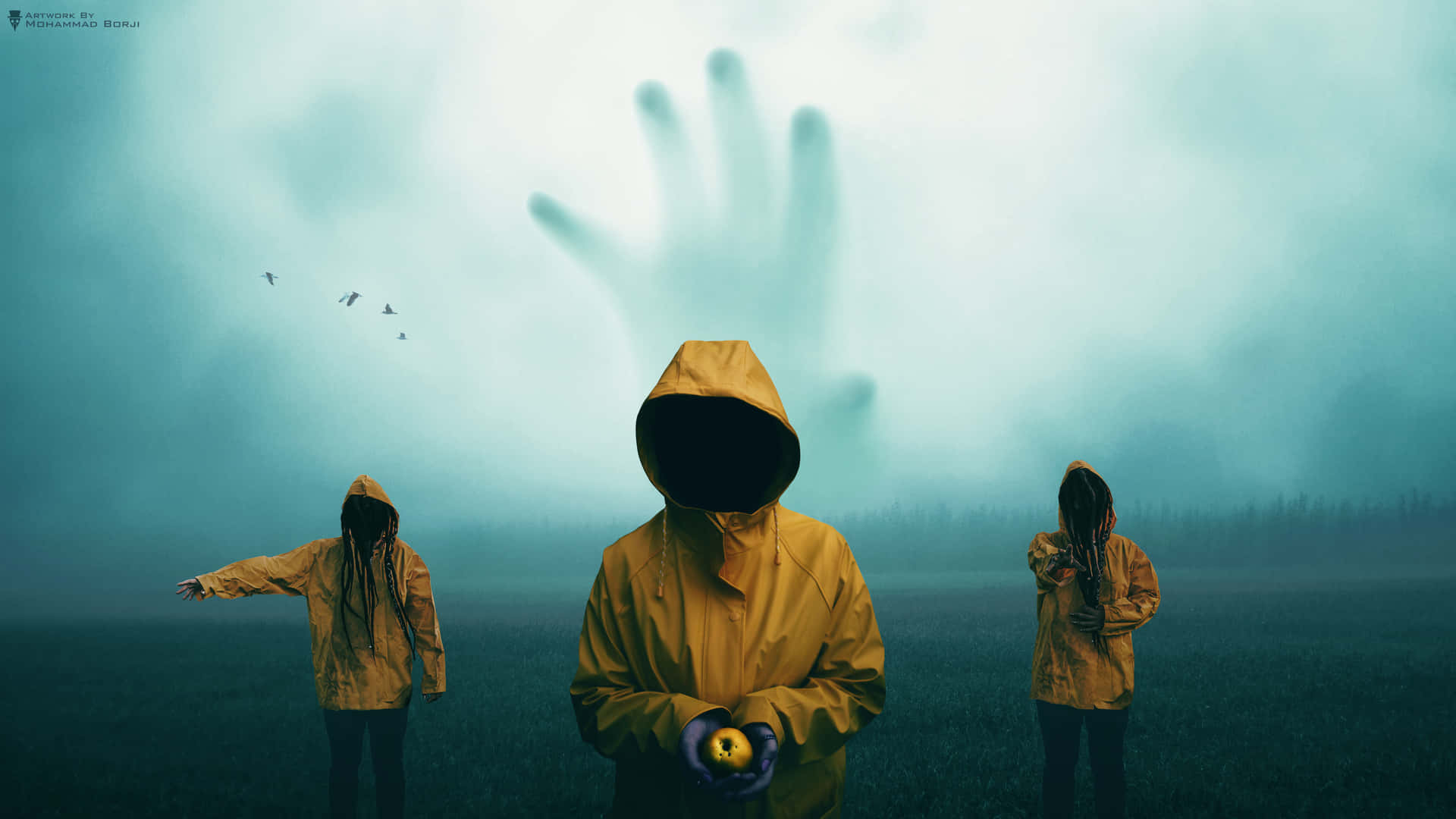 三個戴著兜帽、身穿黃色雨衣的人站在霧中，一隻巨大的手在他們上方。