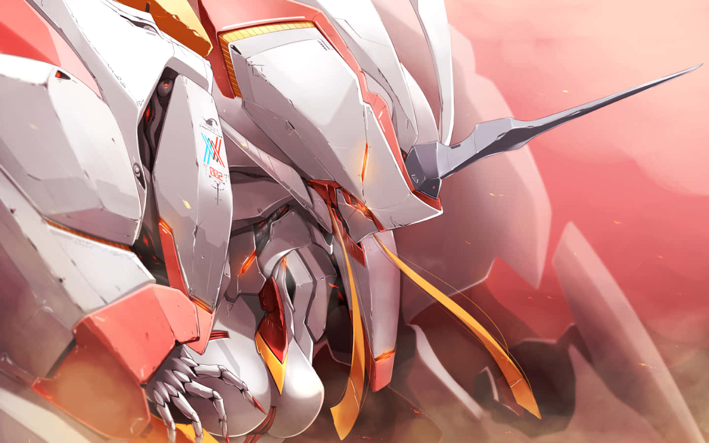 《Darling in the Franxx》中未來都市的空中視角 壁紙 — 一部時尚的白色和橙色機甲，帶有發光點綴，在火紅背景前蓄勢待發。