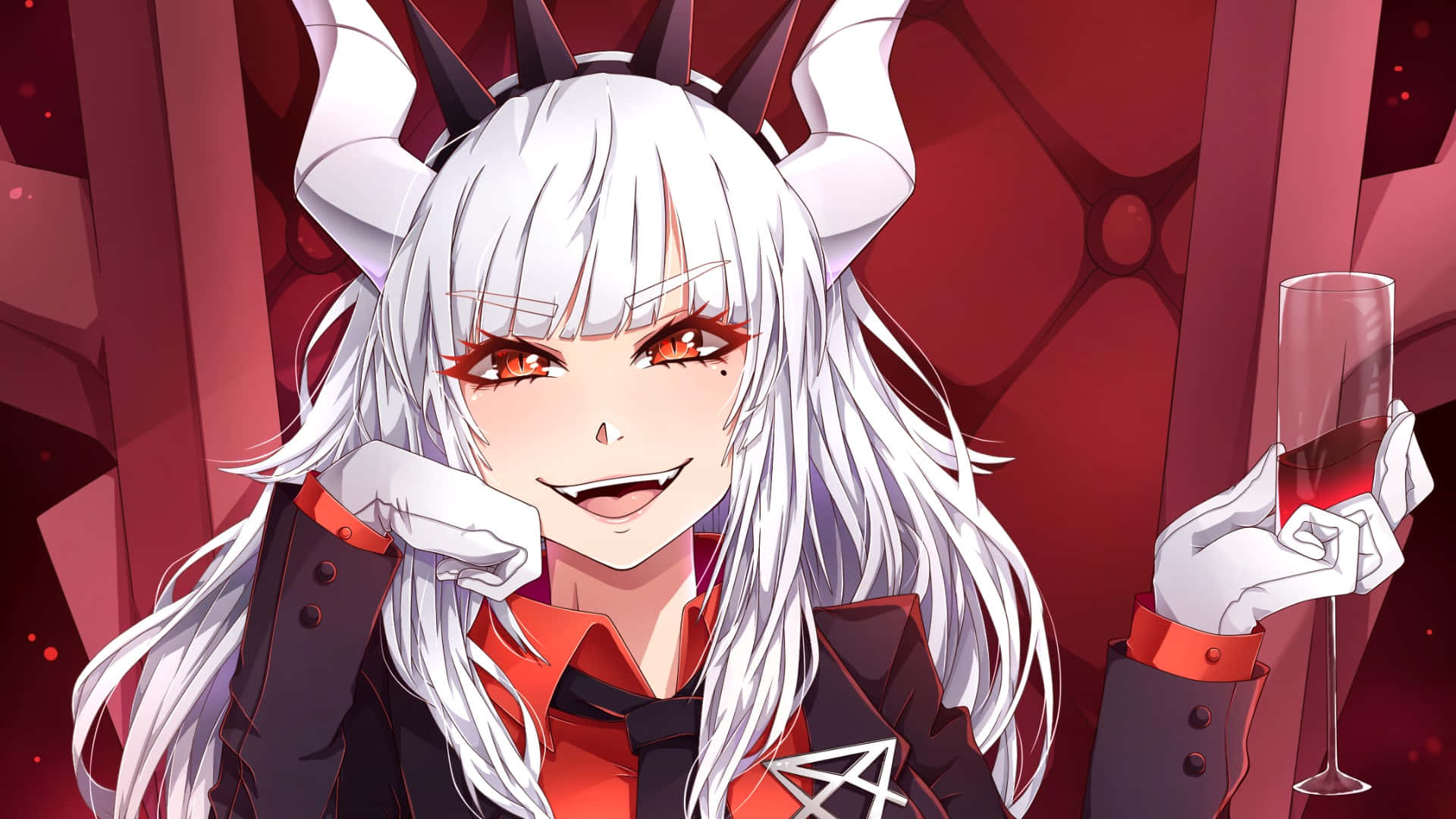  壁紙 — 一個以惡魔為主題的動漫女孩，白髮紅眼，微笑著手持一杯紅色液體，背景是深紅色的幾何圖案。