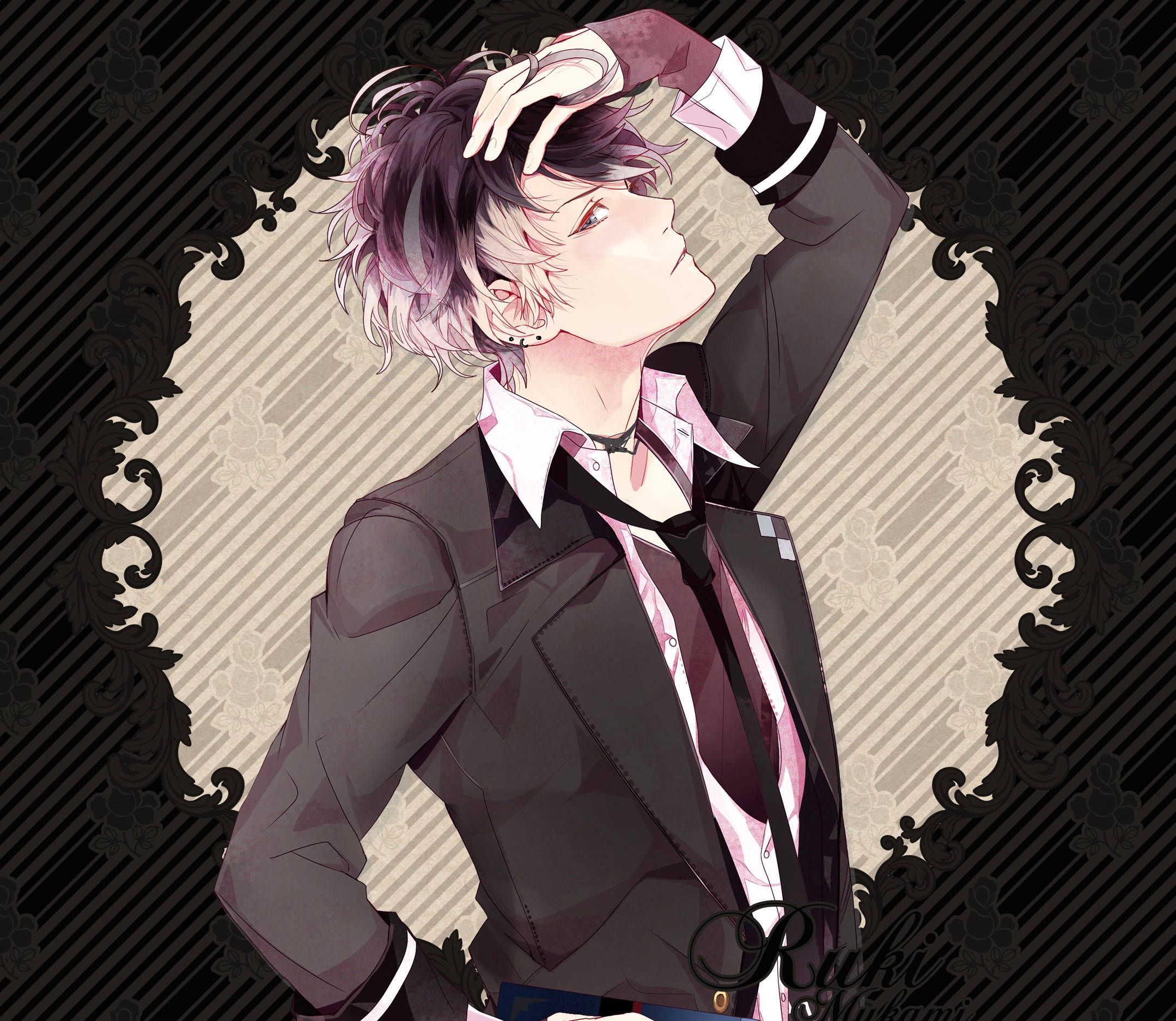 Diabolik Lovers 向井琉貴 壁紙 — 一位時尚的動畫男性，紫色頭髮和黑色西裝，在華麗的黑色和米色牆紙背景前自信地擺姿勢。