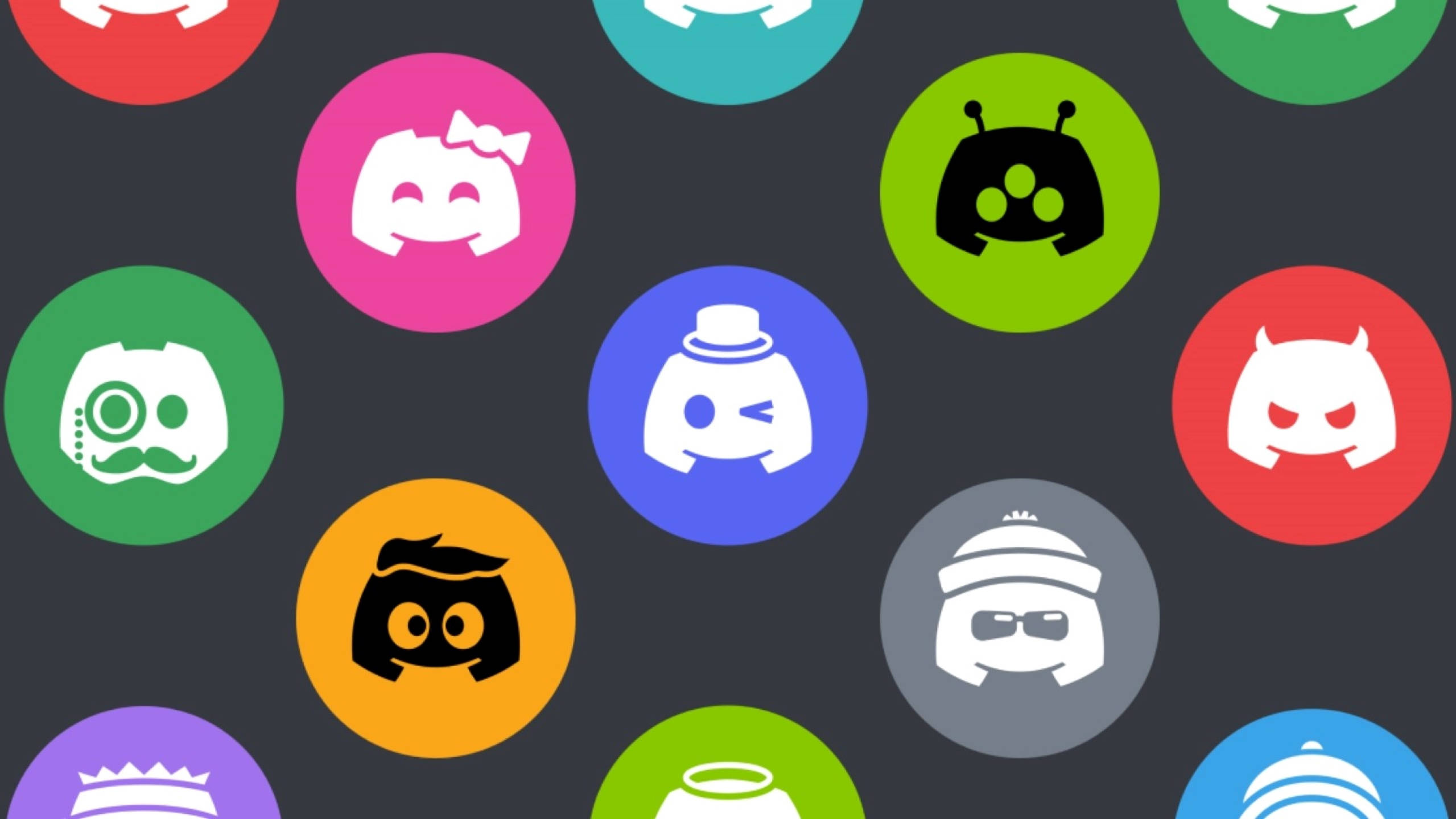 Discord Clyde 多表情標誌 壁紙 — 充滿活力的圓形圖標，在深灰色背景上帶有色彩繽紛的背景和俏皮的白色卡通面孔。