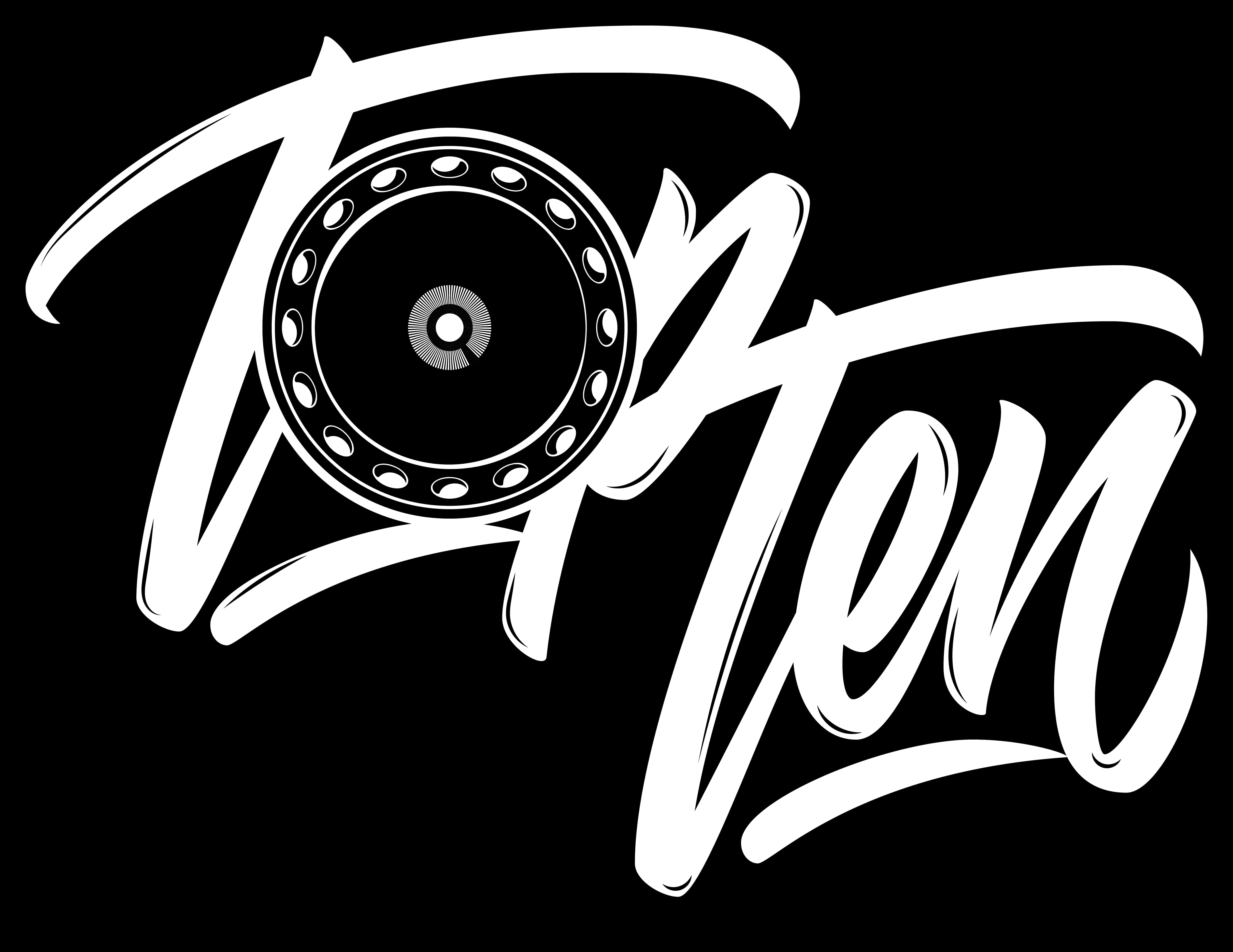 DJ Top Ten 黑白標誌 壁紙 — 大膽的白色塗鴉風格標誌，圓形齒輪融入字母中，黑色背景。