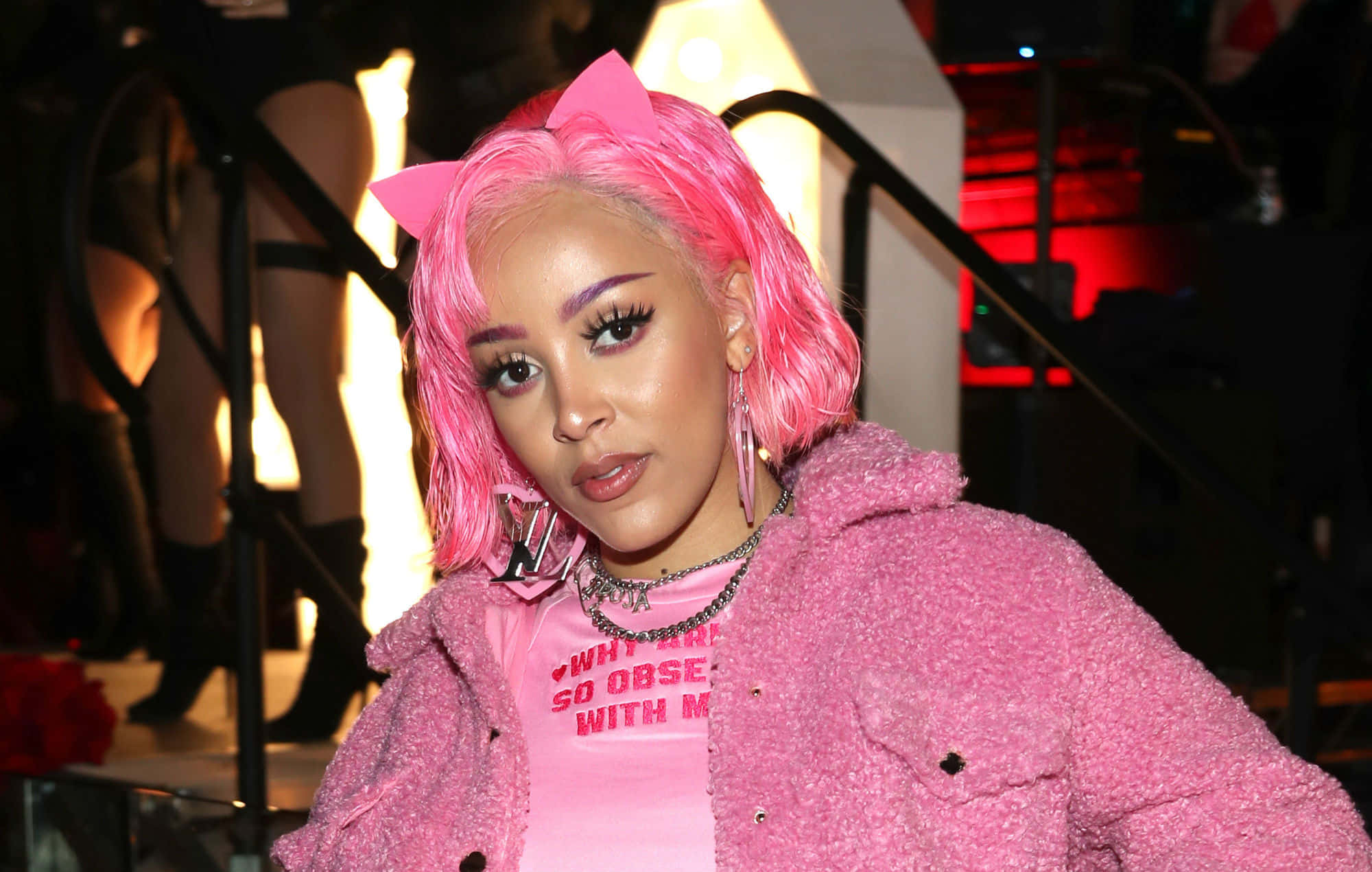 Doja Cat 在紅毯上展現風采 壁紙