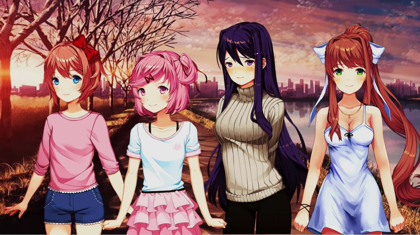 Doki Doki Literature Club 夕陽後的友誼 壁紙 — 四個動漫女孩手牽手站在日落時分，靠近城市天際線，有光禿禿的樹木和溫暖發光的天空。