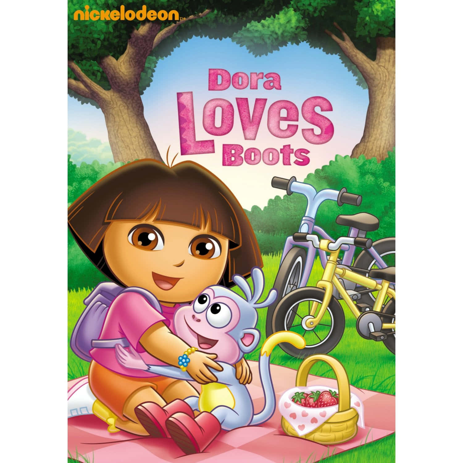 Dora 桌布 壁紙 — Dora the Explorer 在陽光明媚的森林空地上，在單車和草莓野餐籃旁邊擁抱她的猴子朋友。