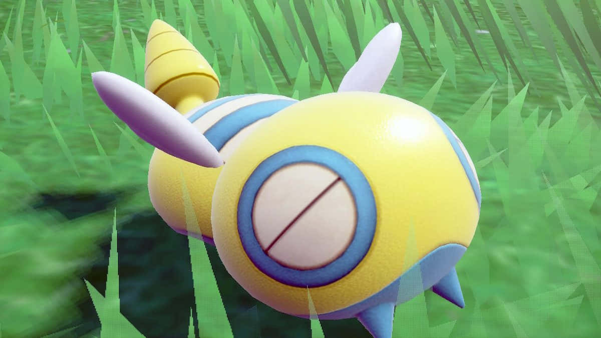 Dunsparce 在草地上 壁紙 — 一隻黃藍色卡通蜜蜂，帶有紫色觸角，在充滿活力的綠色草地上休息。