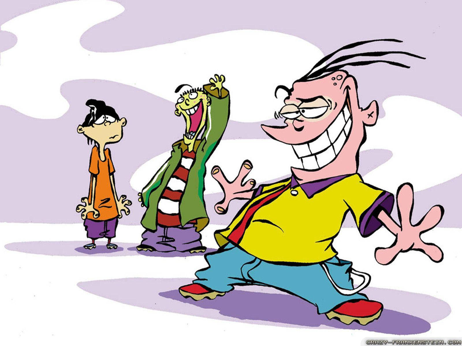 Ed Edd n Eddy 紫色抽象背景 壁紙 — 三個卡通角色，表情誇張，穿著色彩繽紛的服裝，站在紫色雲霧背景前。