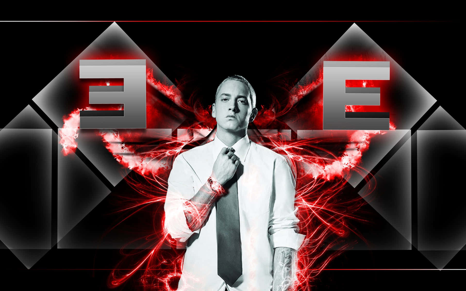 Eminem 桌布 壁紙 — Eminem 身穿白色西裝，站在黑色背景前，身後有發光的紅色能量和拼出 'E' 的大型銀色字母。