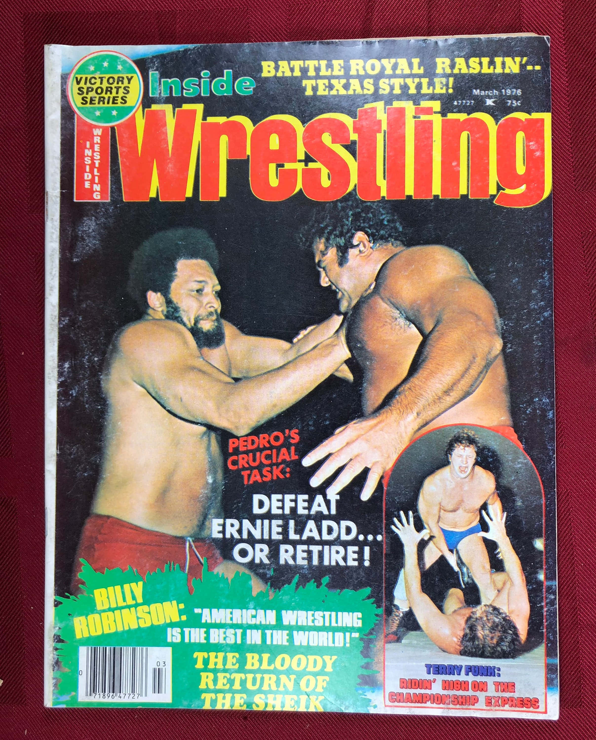 Ernie Ladd Inside Wrestling 封面 壁紙 — 1978年復古摔角雜誌封面，展示兩位肌肉發達的摔角手在深色背景上激烈搏鬥，並帶有粗體文字標題。