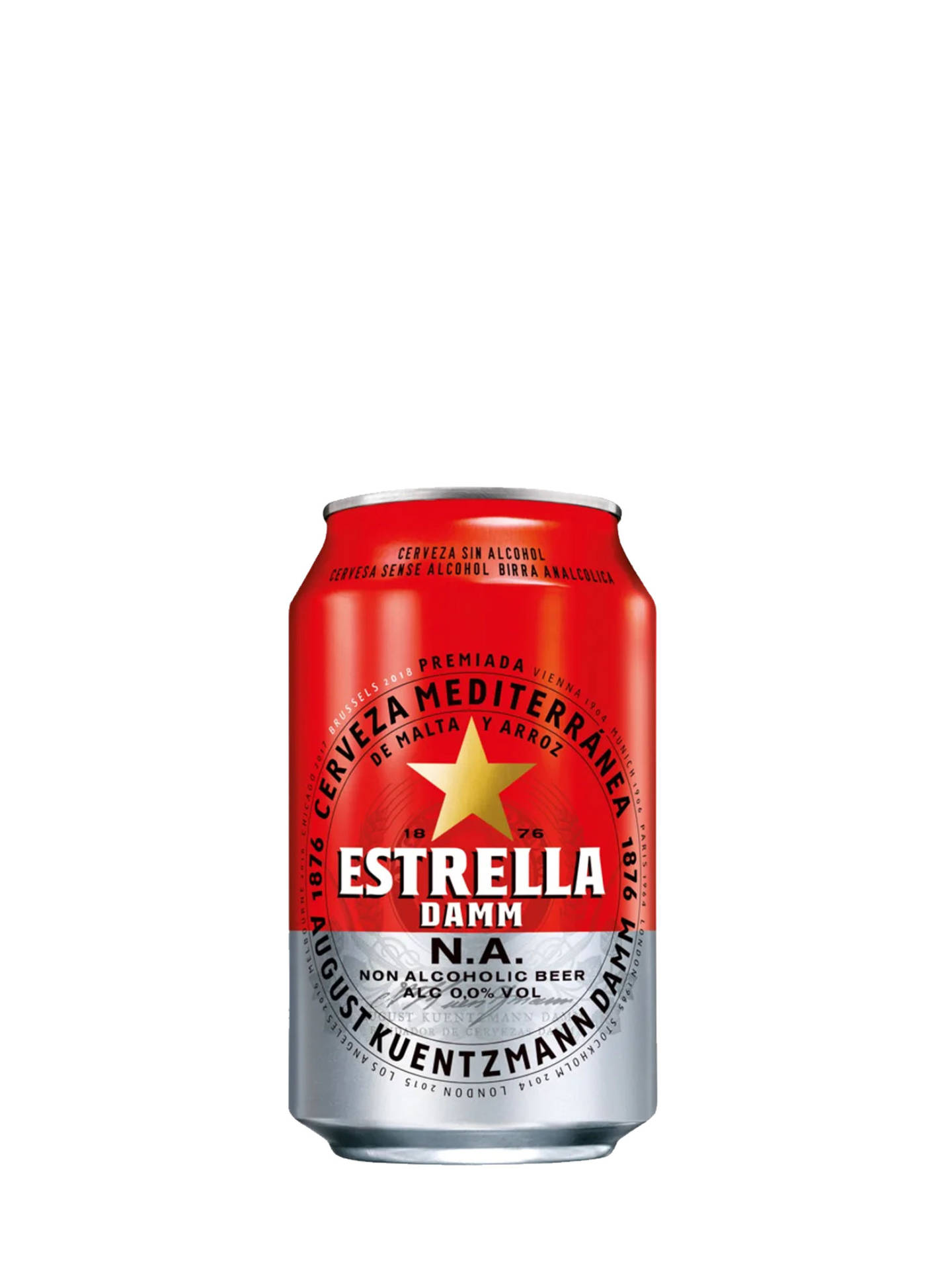 帶有金色星星標誌的紅色和銀色 Estrella Damm 無酒精啤酒罐。