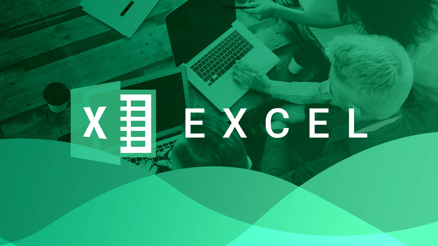Excel 資料表電腦應用程式 壁紙 — 青綠色調俯瞰視角，人們在筆記型電腦上協作，Excel 標誌疊加在抽象波浪圖形上。