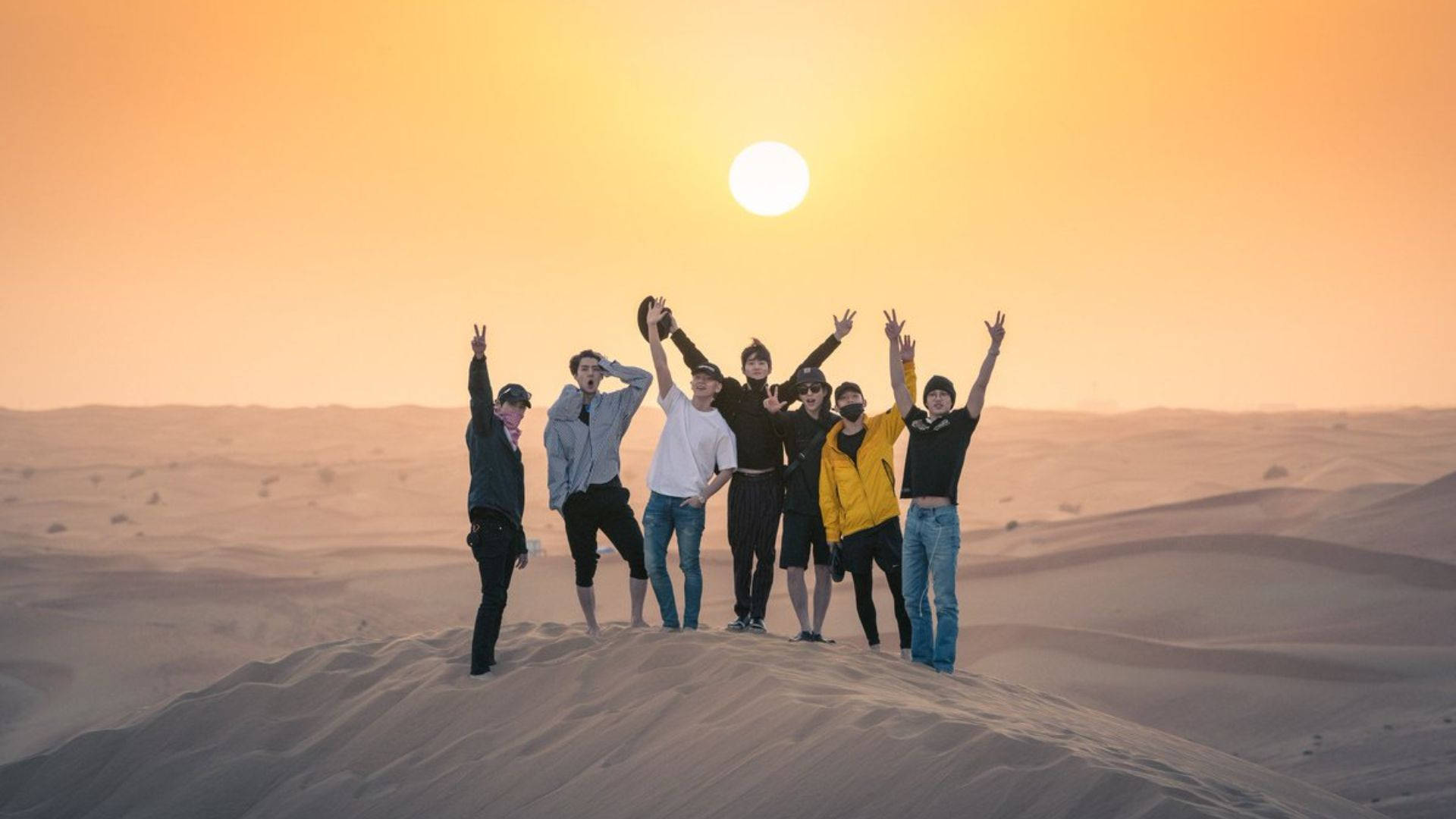 EXO 迪拜拍攝壁紙