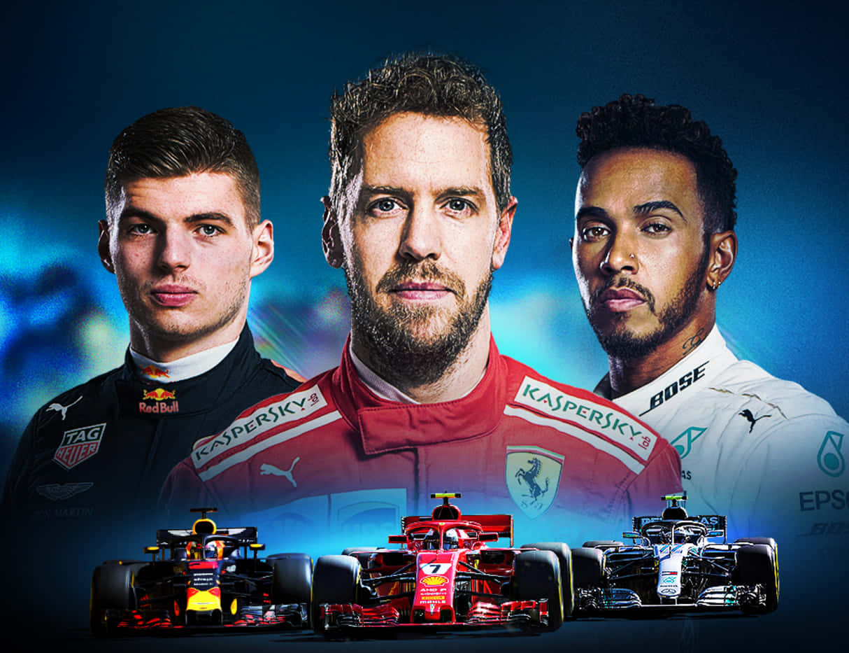 宣傳壁紙中的三名F1車手及其賽車。