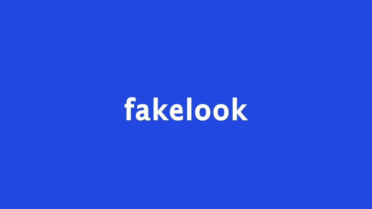 社交網絡Facelook 壁紙 — 粗體白色文字 fakelook 居中顯示在純皇家藍色背景上。