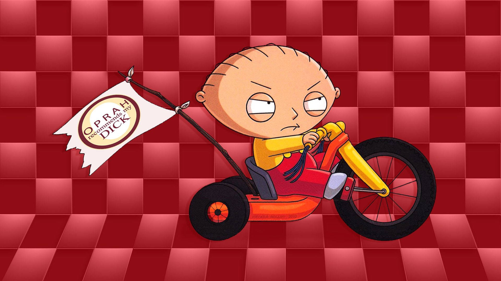 卡通角色 Stewie Griffin 騎著一輛紅色三輪車，車上插著一面旗幟。