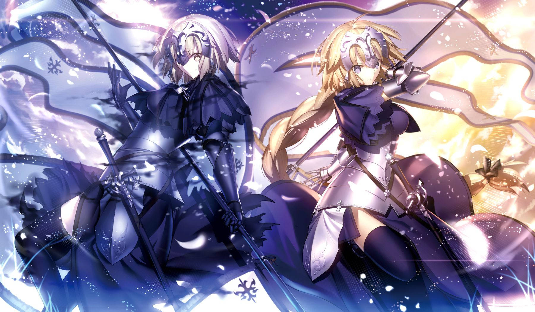 Fate Grand Order 聖女貞德Alter 壁紙 — 兩位身穿華麗盔甲的動漫戰士，在旋轉的紫色和金色能量的宇宙背景下，用發光的劍交鋒。