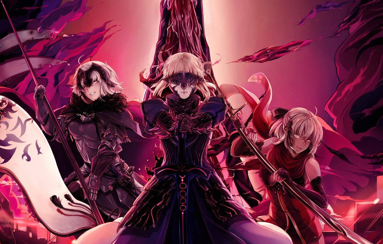 《Fate/Grand Order》黑暗Alter 壁紙 — 三名身穿暗色鎧甲的動漫戰士，手持武器，站在旋轉的深紅和紫色魔法背景前。