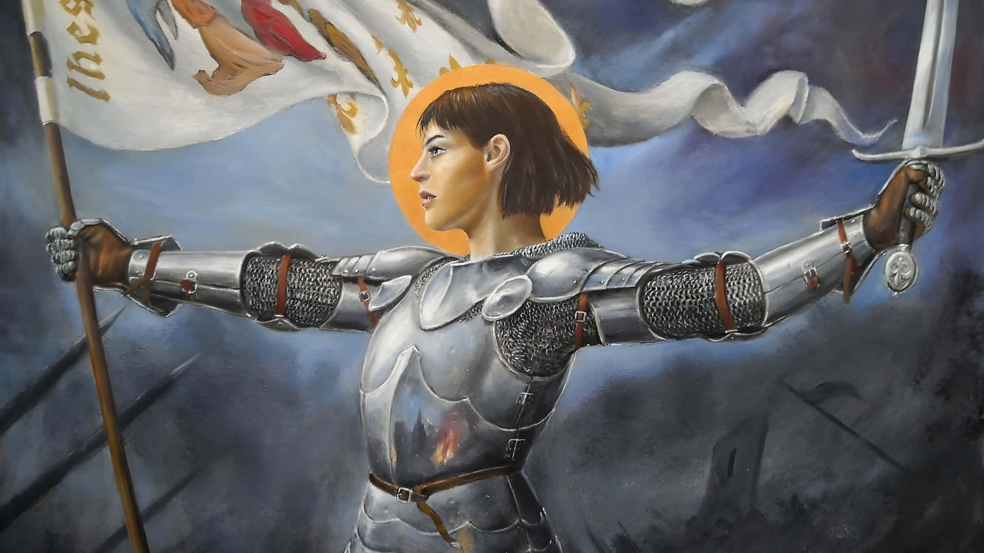  壁紙 — 一位身穿閃亮銀色盔甲的女騎士，在暴風雨的天空下堅定地手持劍和旗幟，頭後有耀眼的光環。
