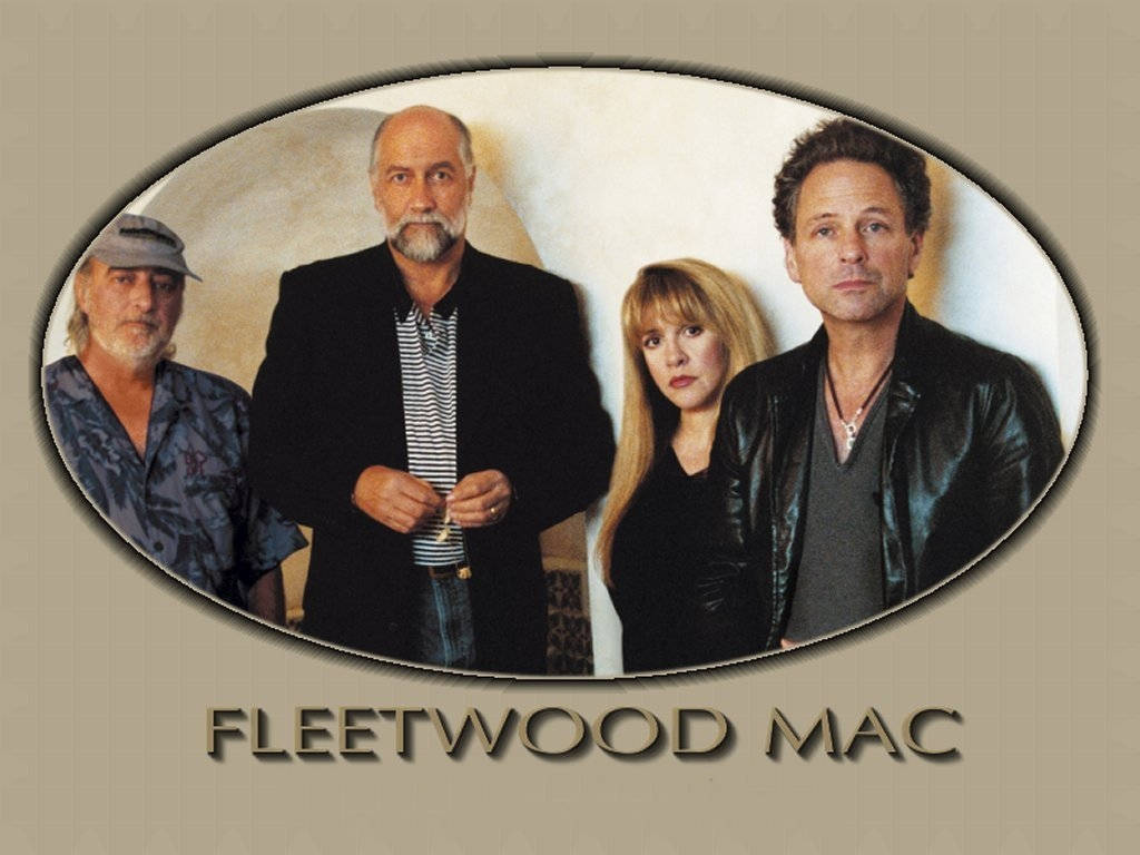 橢圓形框架中的 Fleetwood Mac 樂隊照片，下方有名字。