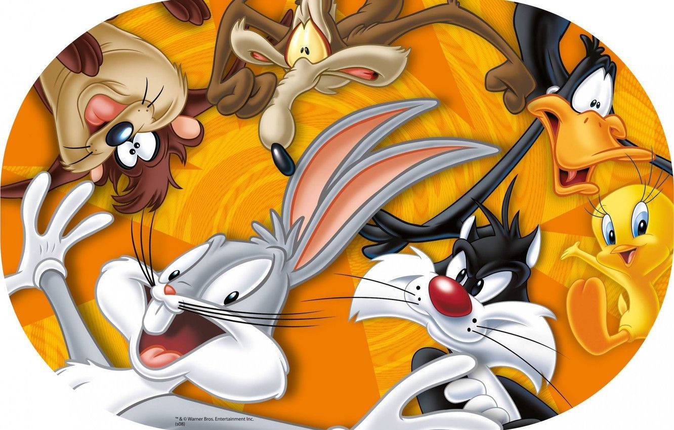 一組 Looney Tunes 卡通角色在橙色背景上以動態姿勢呈現。
