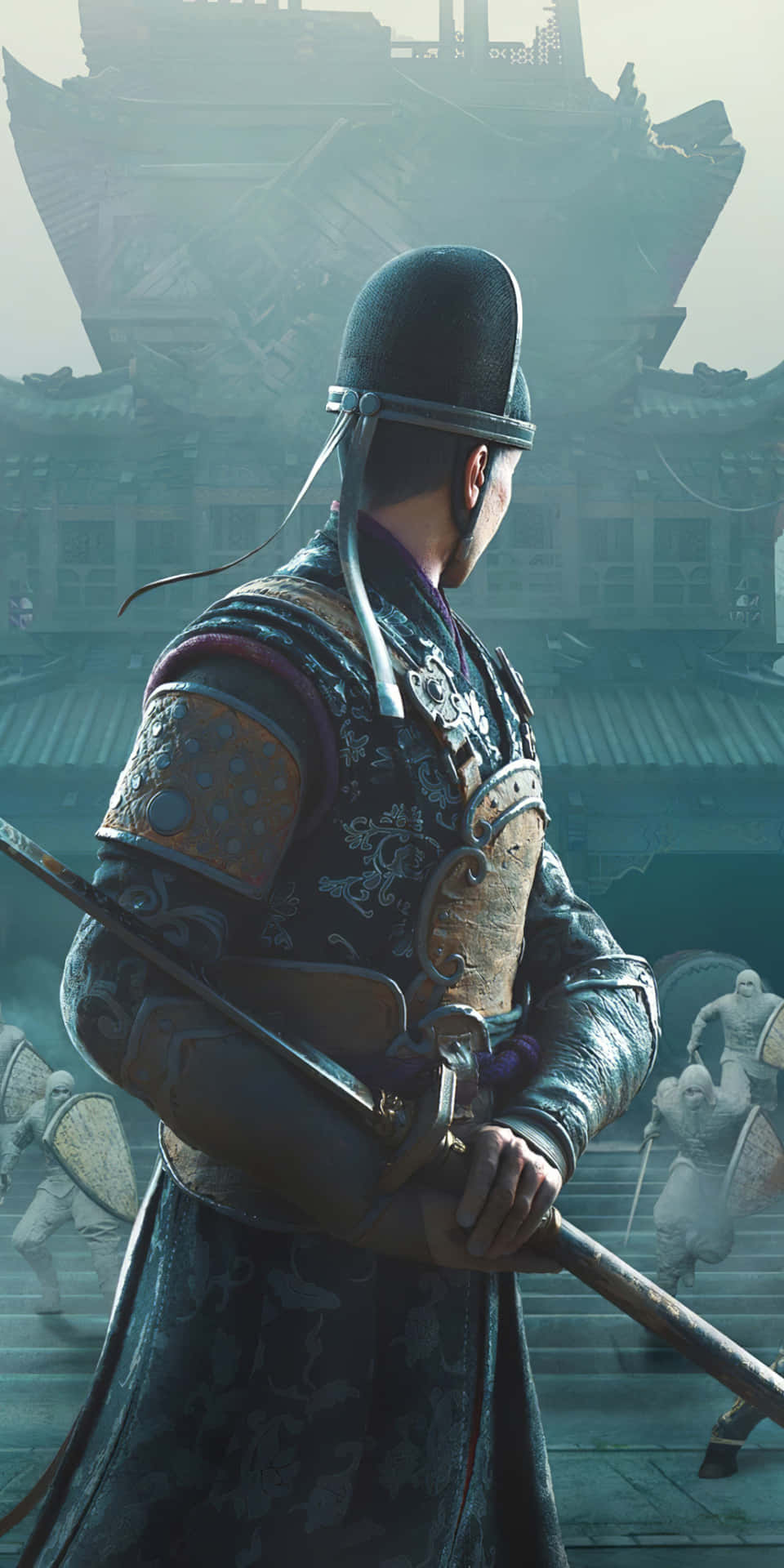身穿精細盔甲的武士在霧氣瀰漫的日本庭院中持劍。