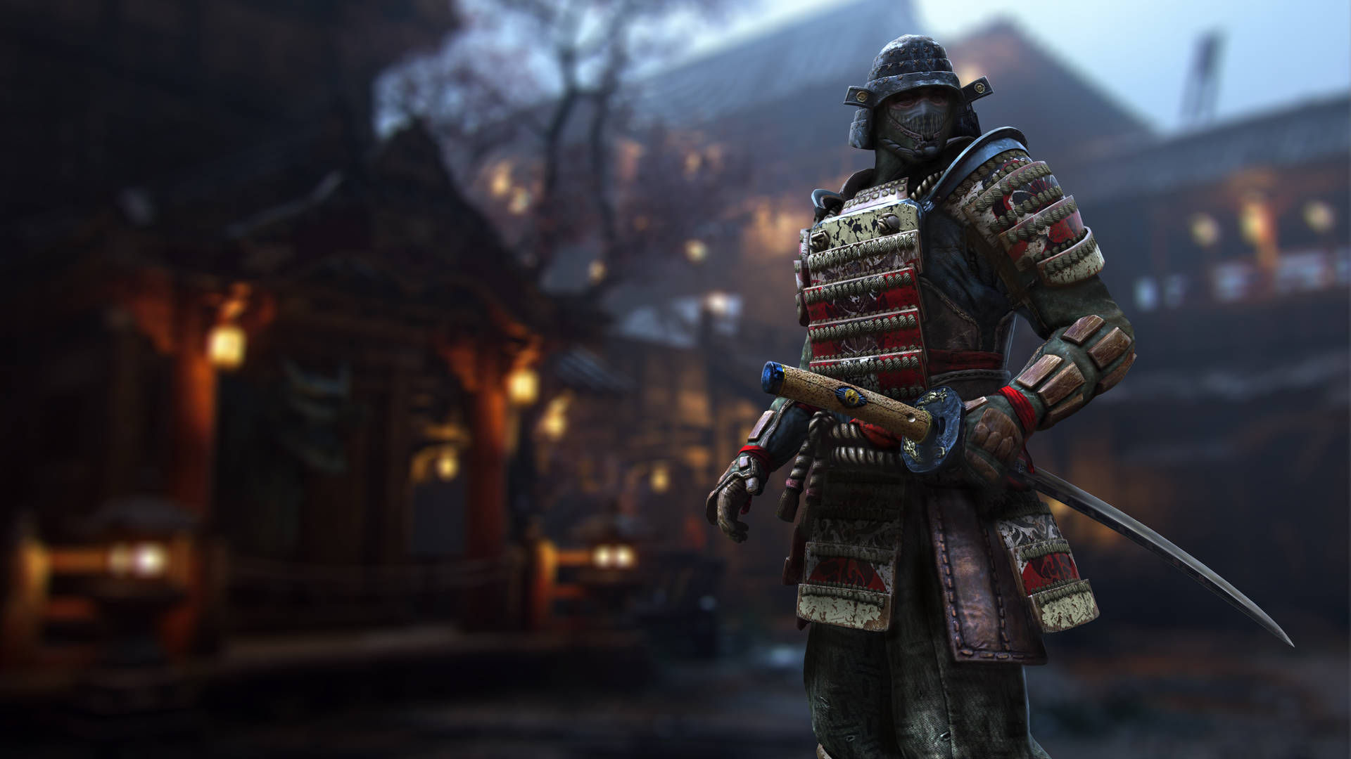 身穿傳統盔甲的武士在霧氣村莊中手持武士刀的黃昏景象。