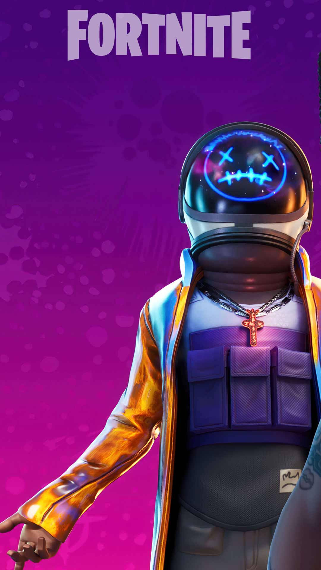 特拉維斯·斯科特《Fortnite》風格化宇航員頭盔 壁紙 — 一個戴著發光頭盔、縫著微笑的Fortnite角色站在充滿活力的紫色背景前。