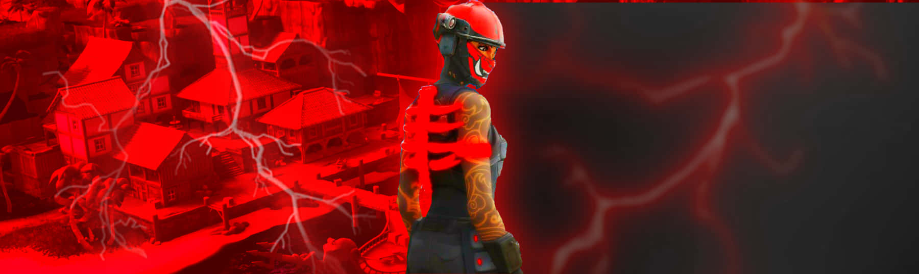 穿上《Fortnite》新瘋狂皮膚，加入競技樂趣 壁紙 — 一個戴著紅色頭盔、眼睛發光的身影，站在風暴中泛紅的小鎮上空，閃電劃破天際。