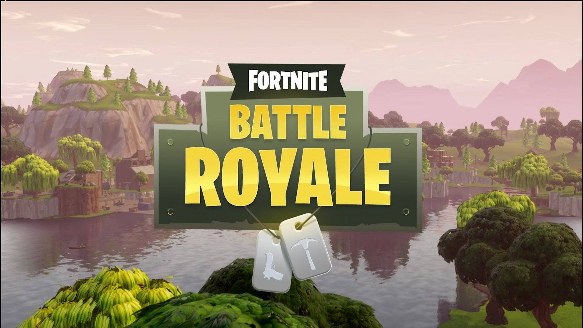 《Fortnite 競技場》標誌於湖景背景 壁紙 — Fortnite Battle Royale 標誌漂浮在寧靜的島嶼景觀上，有山脈、樹木和水，天空柔和粉紅。