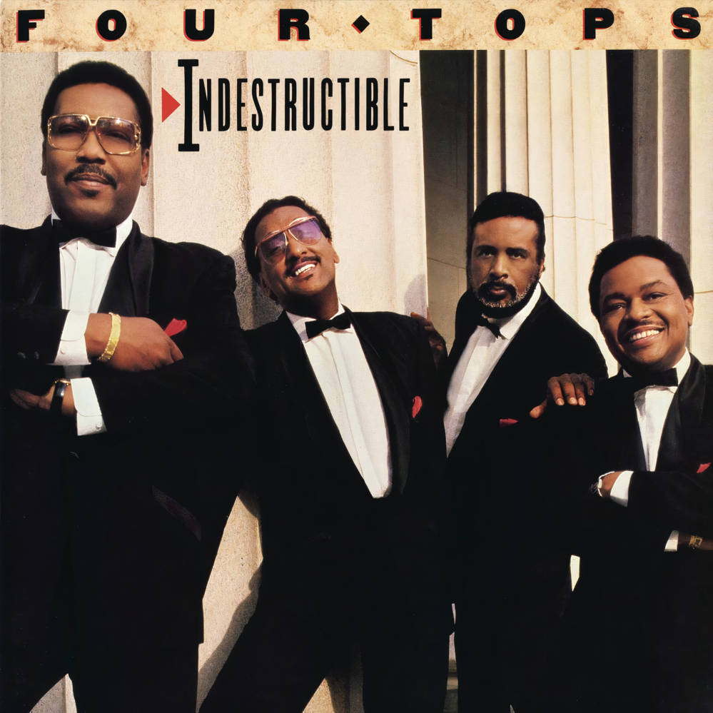 Four Tops 樂隊成員身穿燕尾服為專輯封面擺姿勢