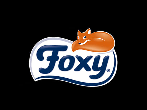 Foxy 品牌標誌 壁紙 — 一個風格化的橙色狐狸標誌，棲息在藍白相間的「Foxy」品牌標誌上，背景為純黑色。