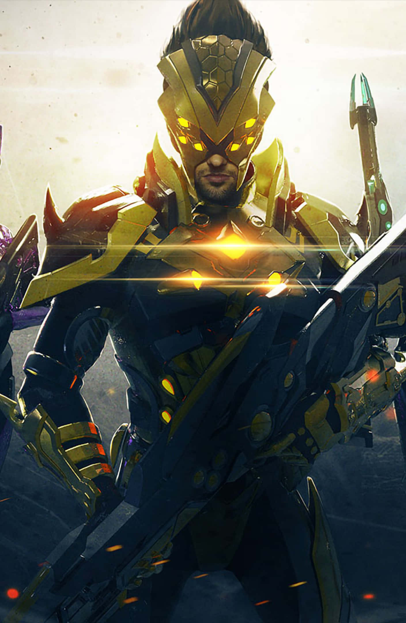 Free Fire 海ato 阿爾瓦羅 壁紙 — 一名身穿金色和黑色盔甲的戰士，在朦朧的戰場上挑釁地站著，眼睛發光，手持武器。