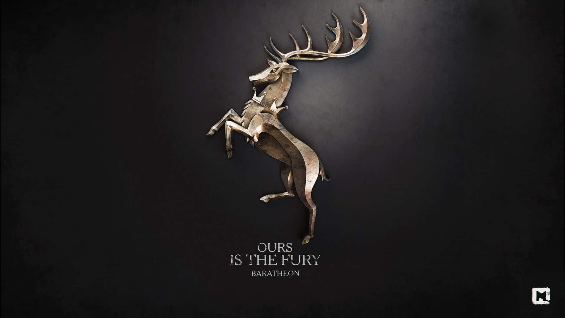 金屬雄鹿徽章，帶有文字「Ours is the Fury Baratheon」，深色背景。