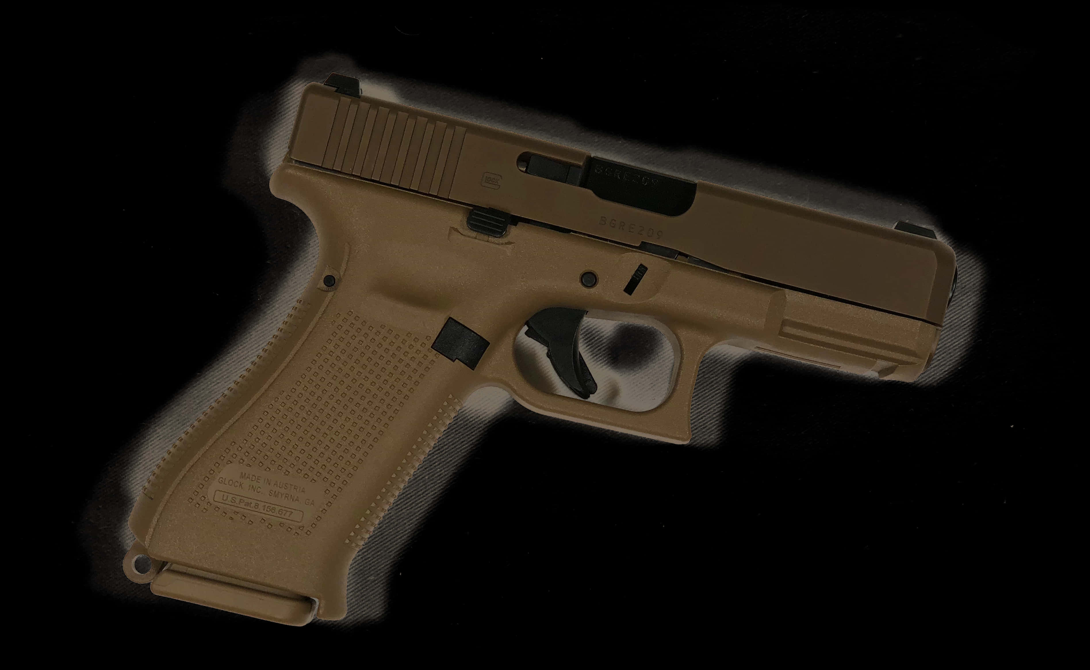 Glock 手槍 黑色背景 壁紙