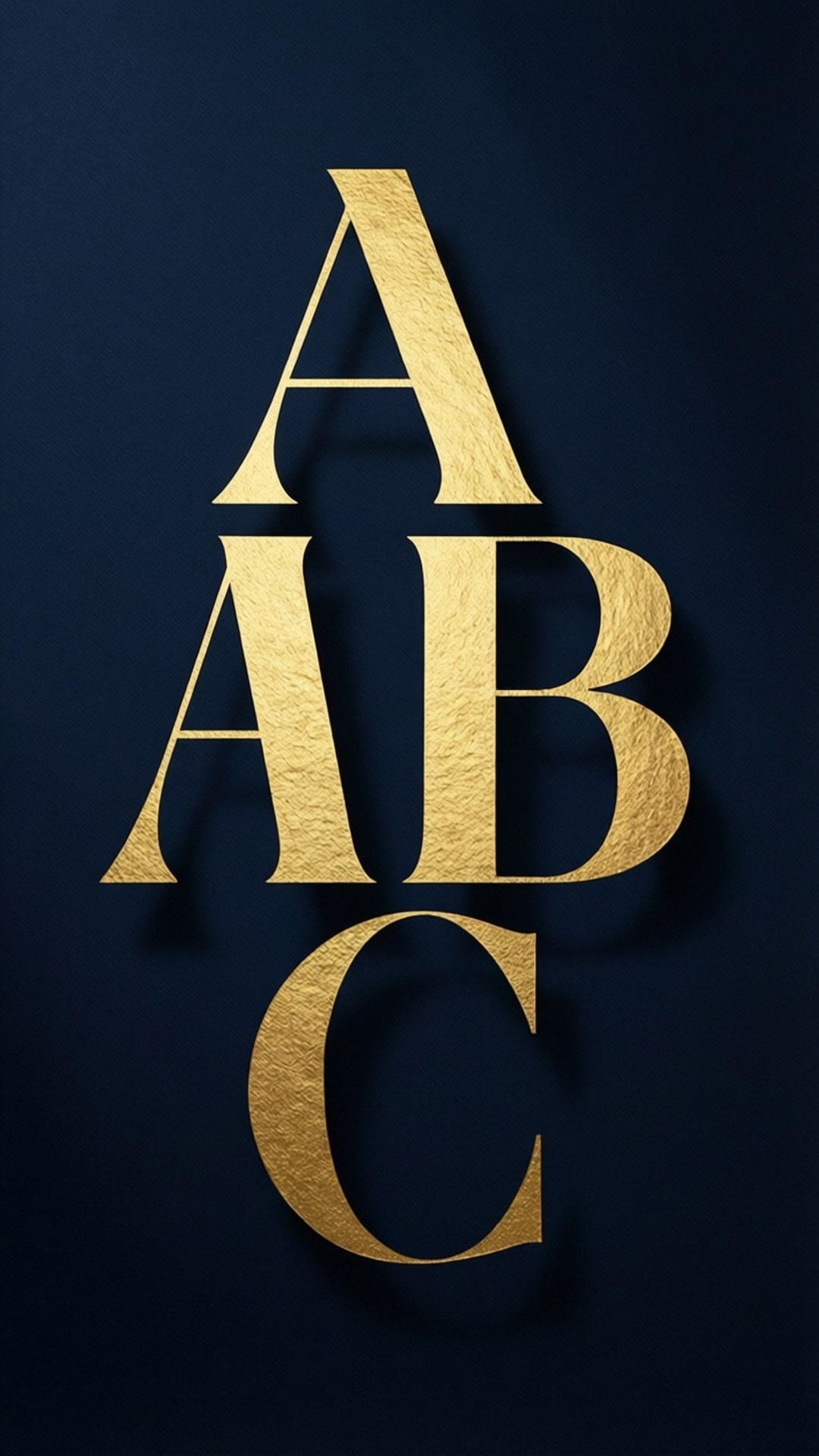在海軍藍背景上堆疊的金色字母ABC