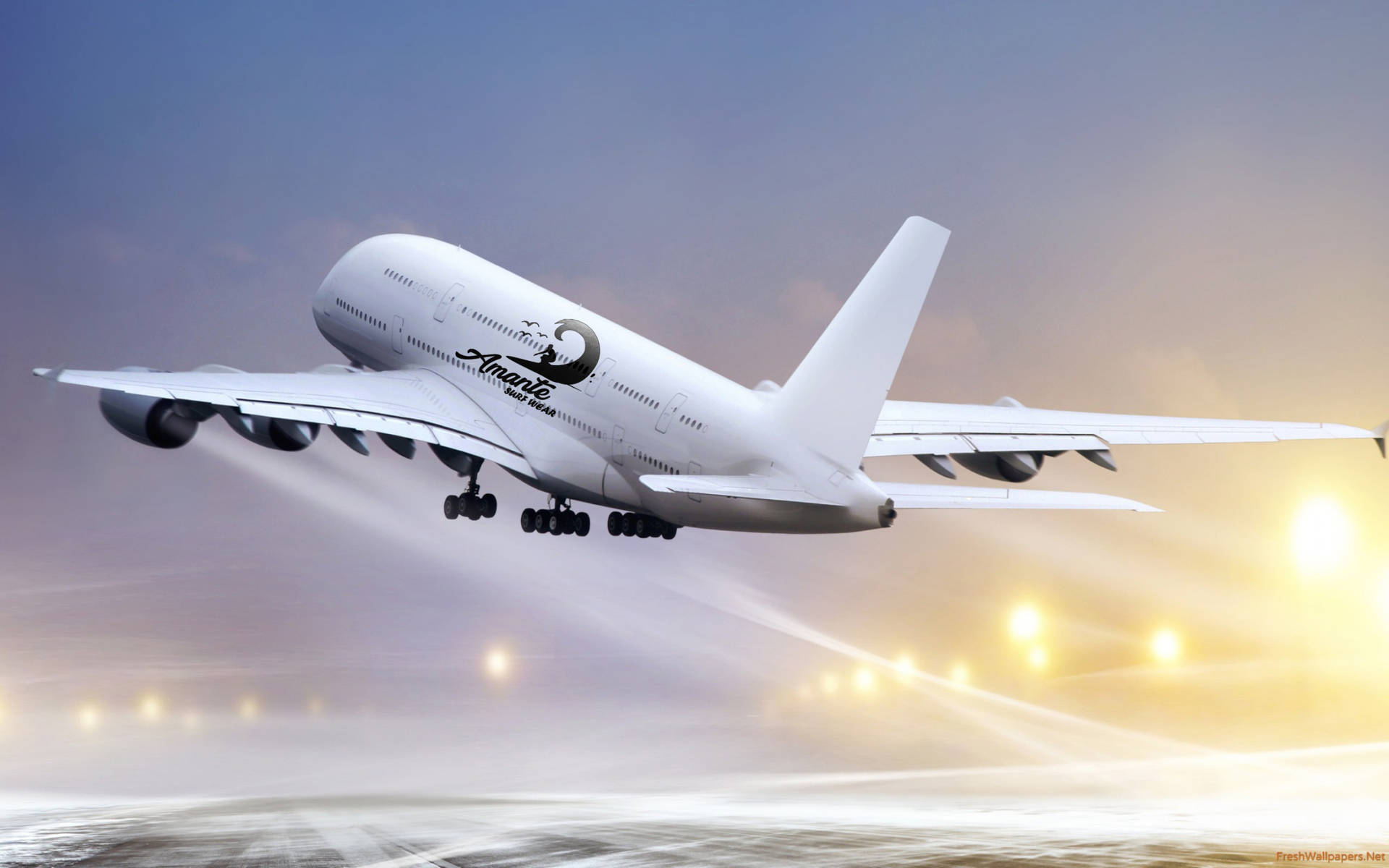 白色空中巴士A380飛機在日落時分從跑道起飛。