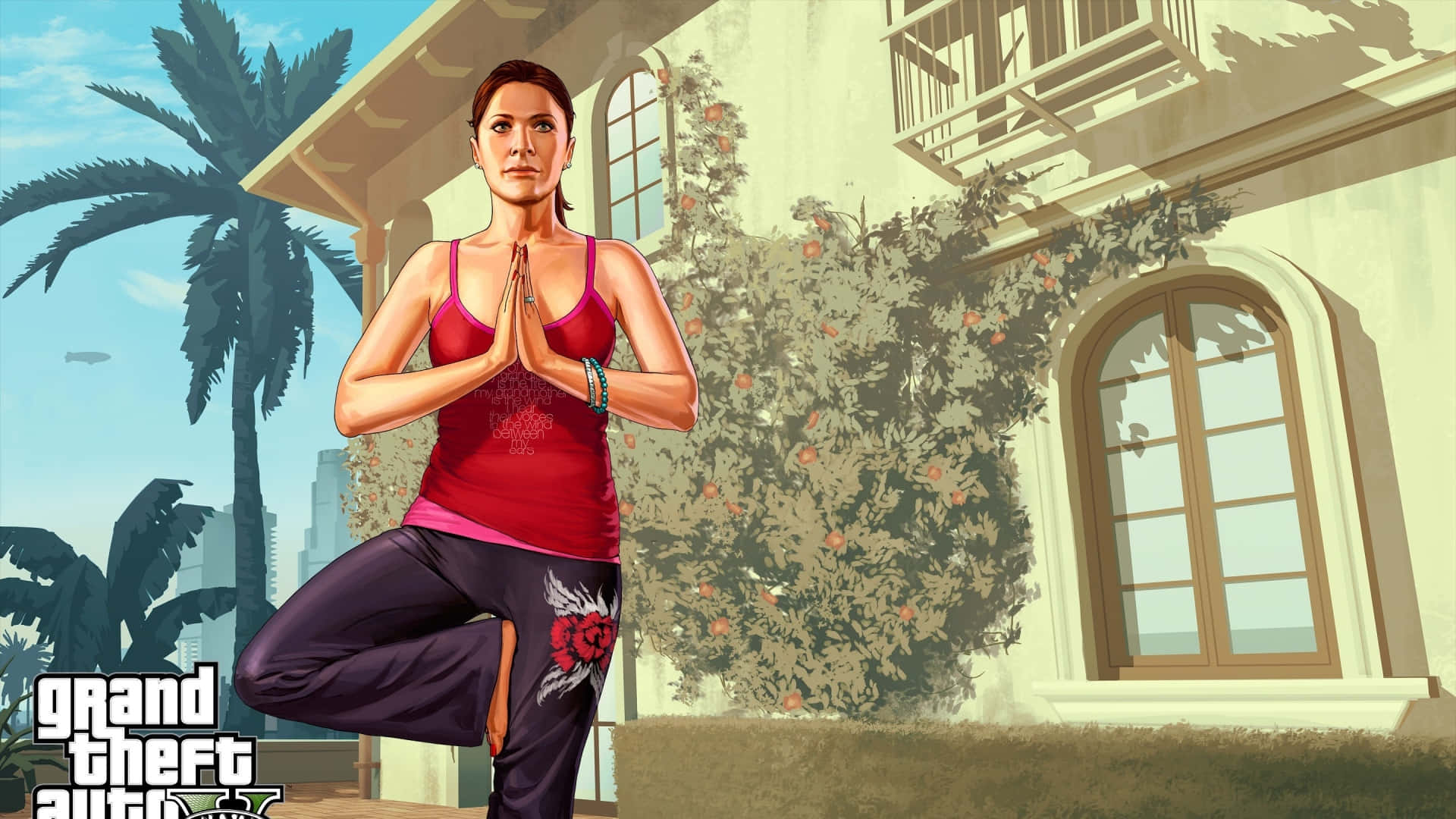 Grand Theft Auto 5 高清畫質 壁紙 — 一位身穿紅色上衣和紫色褲子的女士在陽光明媚的門廊上練習瑜伽，背景有棕櫚樹和豪宅。