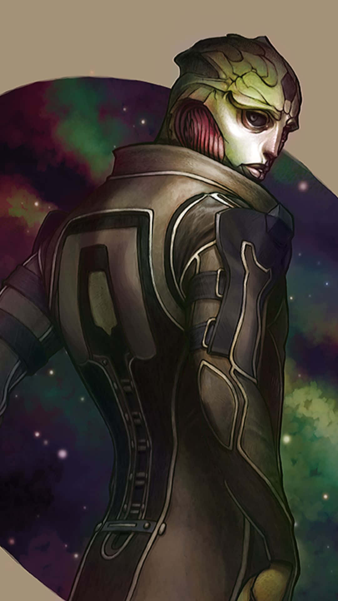 Thane Krios 桌布 壁紙 — 一個綠色皮膚的外星戰士穿著暗色盔甲，站在充滿活力的宇宙星雲背景前。