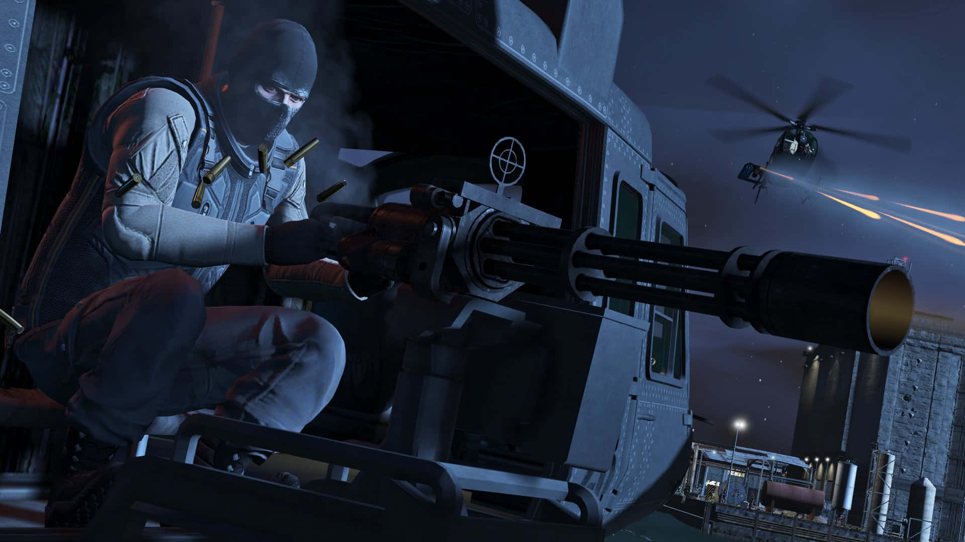 GTA 5 動態場景 - 高畫質動作壁紙 壁紙 — 一名戴面具的士兵在夜間從直升機發射重型機槍，另一架直升機在上方參與戰鬥。
