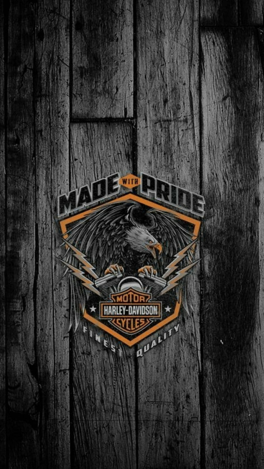 Harley-Davidson 鷹標誌在深色木背景上 — 哈雷戴維森 壁紙