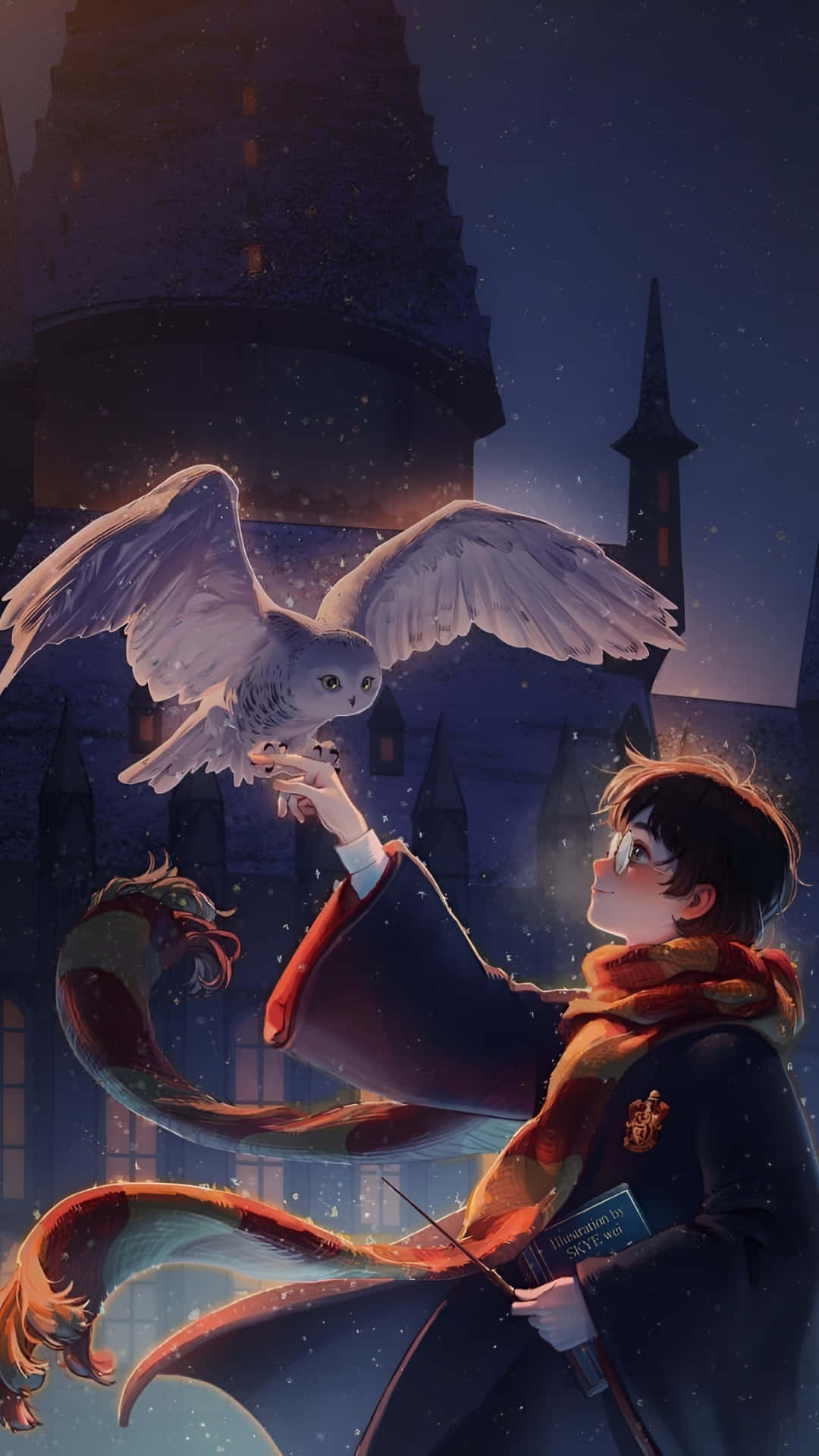 Harry Potter 與 Hedwig 的魔法連結 壁紙 — 一位穿著霍格華茲長袍的年輕巫師輕輕抱著一隻雪鴞，一條龍在他身旁蜷縮著，背景是星空燦爛的夜空。