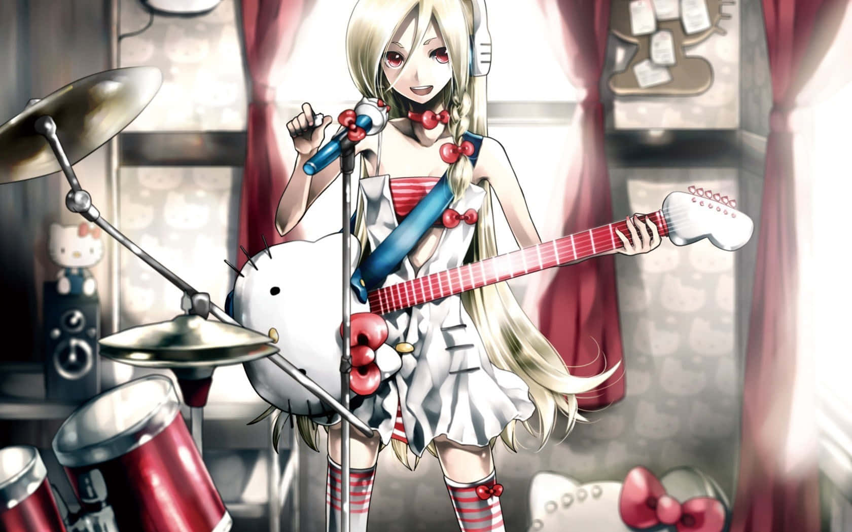 動漫女孩在Hello Kitty裝飾的房間內彈結他唱歌，配有鼓。