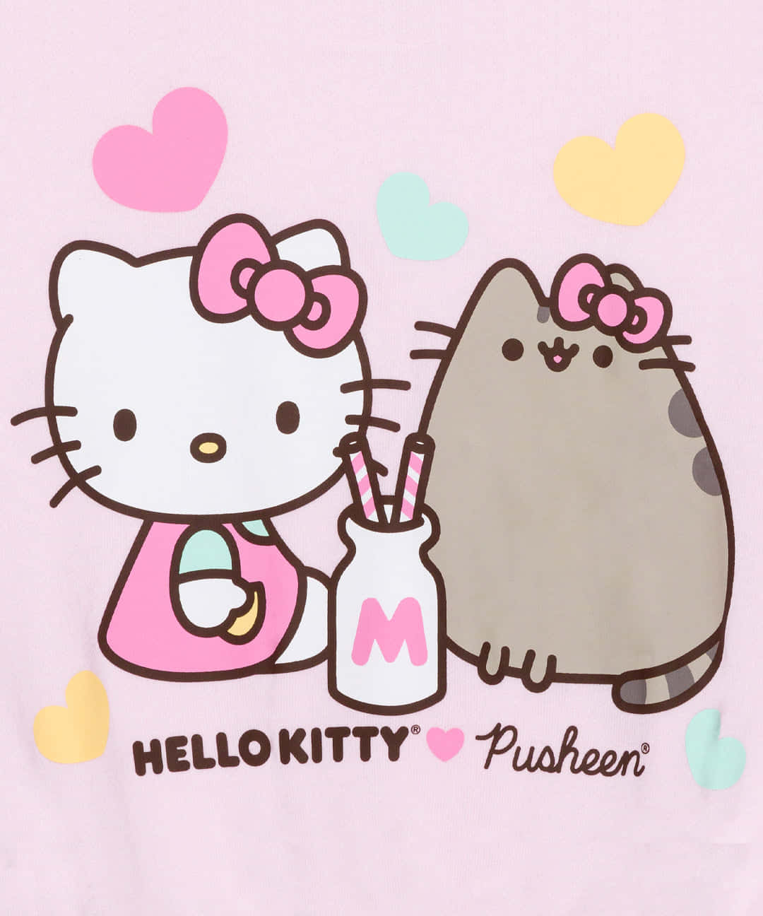 Kawaii Hello Kitty 桌布 壁紙 — Hello Kitty 和 Pusheen 在粉紅色布料上分享一瓶帶有條紋吸管的牛奶，周圍環繞著粉彩愛心。